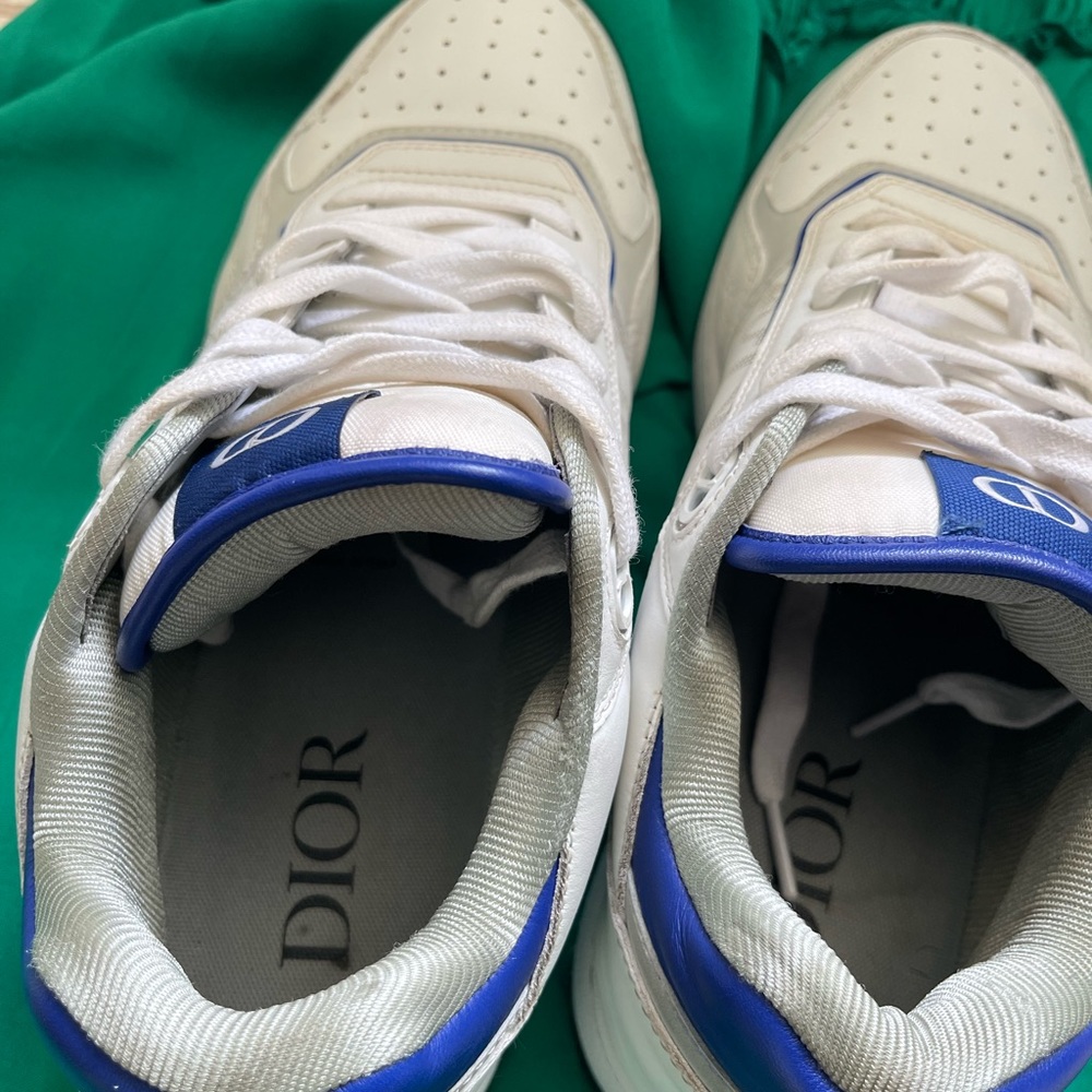 Used DiorB27 White And Purple Smooth Calfskin With White Dior Leather Sneakers. - Picture 5 of 10